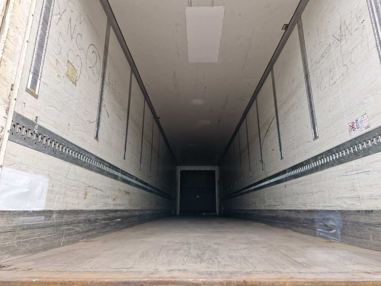 KRONE BOX - DOUBLESTOCK - Furgoonpoolhaagis: pilt 5 KRONE BOX - DOUBLESTOCK - Furgoonpoolhaagis: pilt 5