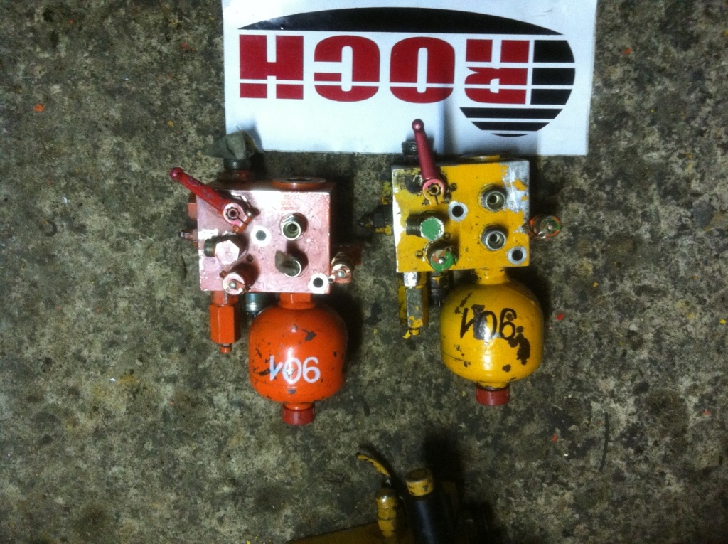 FLUTEC 552380 + HYDROAKUMULATOR 120bar 80st.C 0,32L - Hüdrauliline klapp - Ehitusmasinad: pilt 1 FLUTEC 552380 + HYDROAKUMULATOR 120bar 80st.C 0,32L - Hüdrauliline klapp - Ehitusmasinad: pilt 1