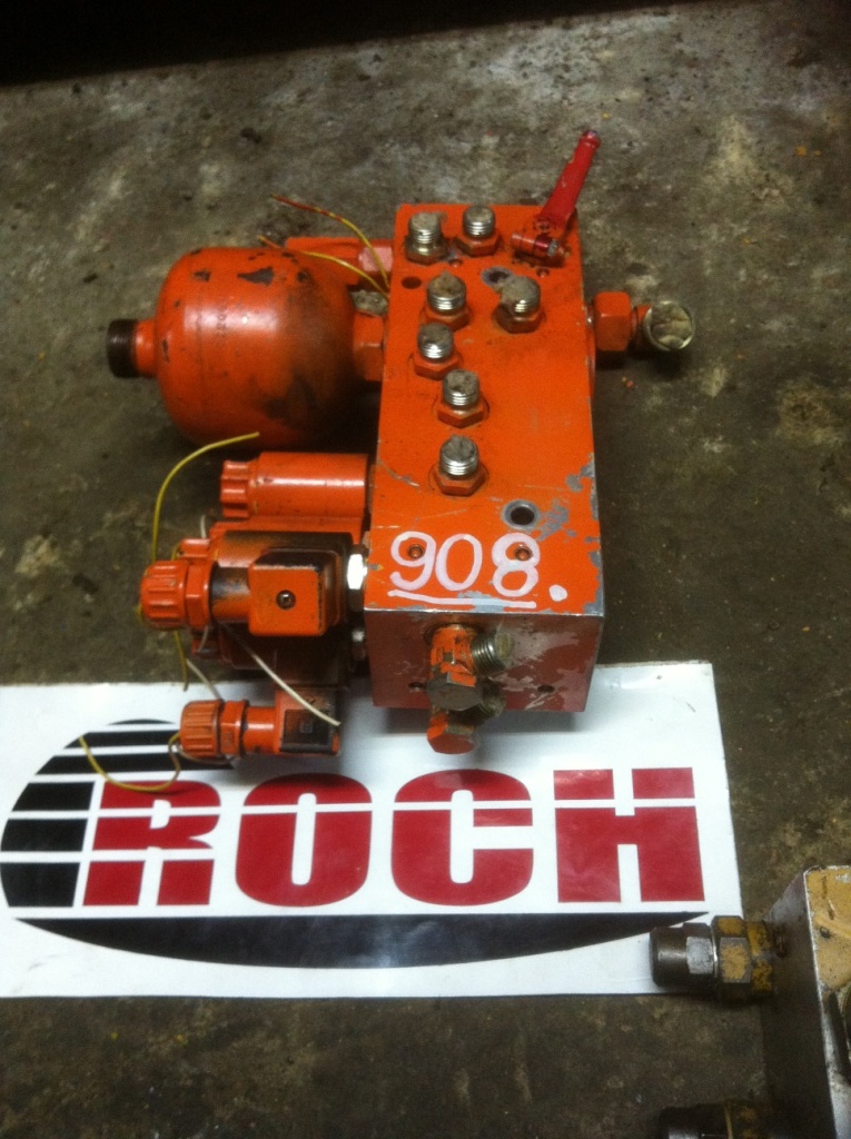 FLUTEC 555471 + CEWKI + HYDROAKUMULATOR 120bar 80stC 0,32L - Hüdrauliline klapp - Ehitusmasinad: pilt 1 FLUTEC 555471 + CEWKI + HYDROAKUMULATOR 120bar 80stC 0,32L - Hüdrauliline klapp - Ehitusmasinad: pilt 1