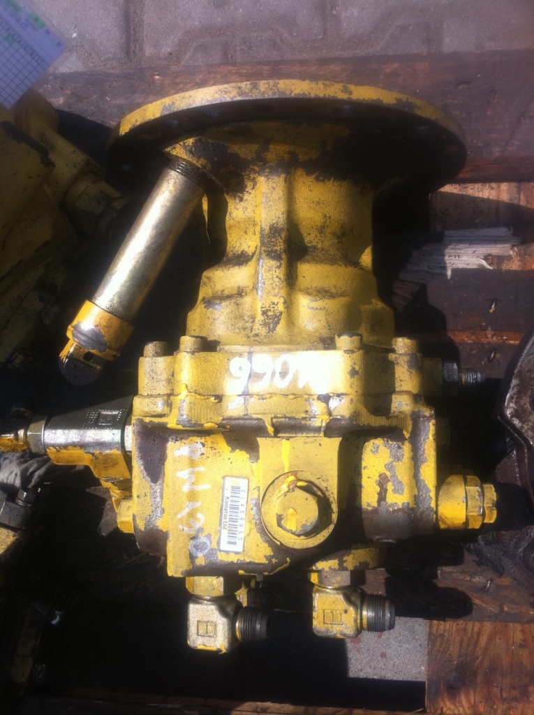 KOMATSU E1459855 LVK1 - Hüdrauliline mootor - Ehitusmasinad: pilt 1 KOMATSU E1459855 LVK1 - Hüdrauliline mootor - Ehitusmasinad: pilt 1