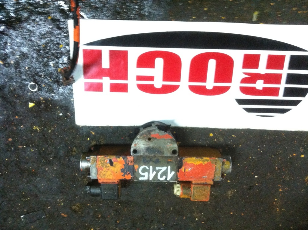 KRACHT WL4 SFZ04XP2 EK1 Z610 - 1 SEKCYJNY + KOŚĆ + CEWKI - Hüdrauliline klapp - Ehitusmasinad: pilt 1 KRACHT WL4 SFZ04XP2 EK1 Z610 - 1 SEKCYJNY + KOŚĆ + CEWKI - Hüdrauliline klapp - Ehitusmasinad: pilt 1