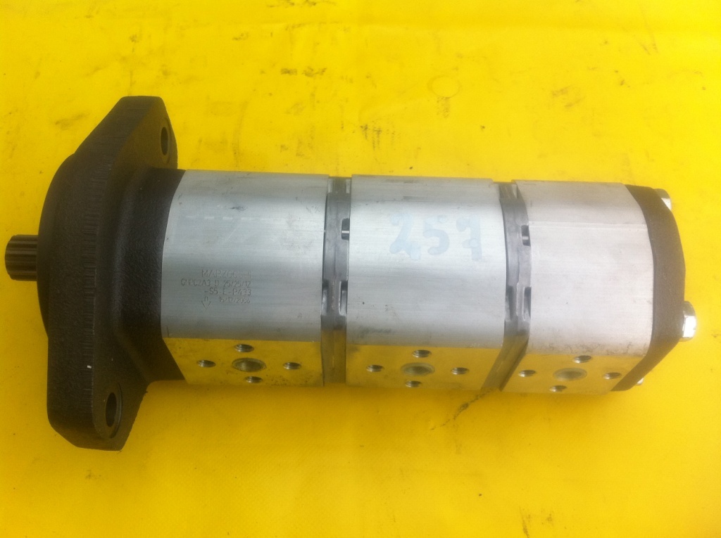 MARZOCCHI GHPC2A3-D-25/25/12-S5-E-P433 - Hüdrauliline pump - Ehitusmasinad: pilt 1 MARZOCCHI GHPC2A3-D-25/25/12-S5-E-P433 - Hüdrauliline pump - Ehitusmasinad: pilt 1