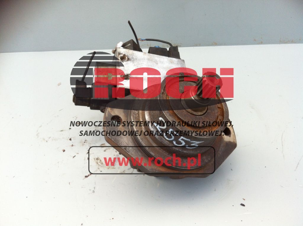 PARKER F12-040-1.-CH-C-248-000-0378020 + OFK071120C0001 - Hüdrauliline mootor - Tänavapühkimismasin: pilt 1 PARKER F12-040-1.-CH-C-248-000-0378020 + OFK071120C0001 - Hüdrauliline mootor - Tänavapühkimismasin: pilt 1