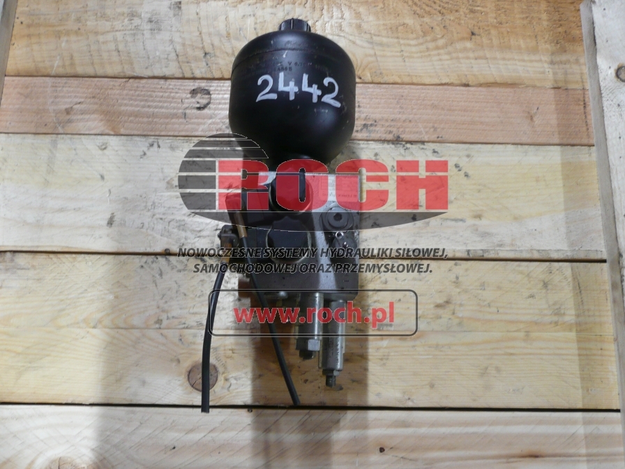 TEREX FUCHS 5368632226 3351864 + 3614877 26VDC 35 OHM + HYDROAKUMULATOR V 0,75L + DR10-01-C-N-070 V051 - Hüdrauliline klapp: pilt 1 TEREX FUCHS 5368632226 3351864 + 3614877 26VDC 35 OHM + HYDROAKUMULATOR V 0,75L + DR10-01-C-N-070 V051 - Hüdrauliline klapp: pilt 1