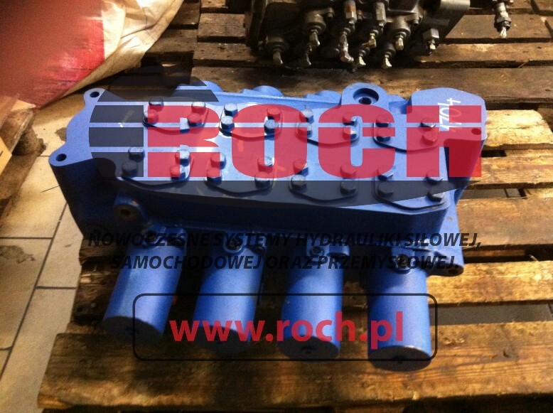 TEREX M0-2702-00/4M0-40BFSSM01K50 1553752 07W24 604906 60706 - 4 SEKCYJNY - Hüdrauliline klapp - Lintekskavaator: pilt 1 TEREX M0-2702-00/4M0-40BFSSM01K50 1553752 07W24 604906 60706 - 4 SEKCYJNY - Hüdrauliline klapp - Lintekskavaator: pilt 1