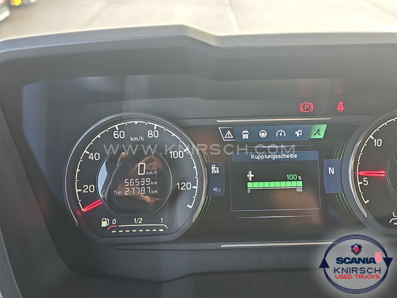 SCANIA G 320 B4x2NA 3-Seitenkipper Dautel mit Kran Hiab - Tarbesõiduk kallur: pilt 3 SCANIA G 320 B4x2NA 3-Seitenkipper Dautel mit Kran Hiab - Tarbesõiduk kallur: pilt 3