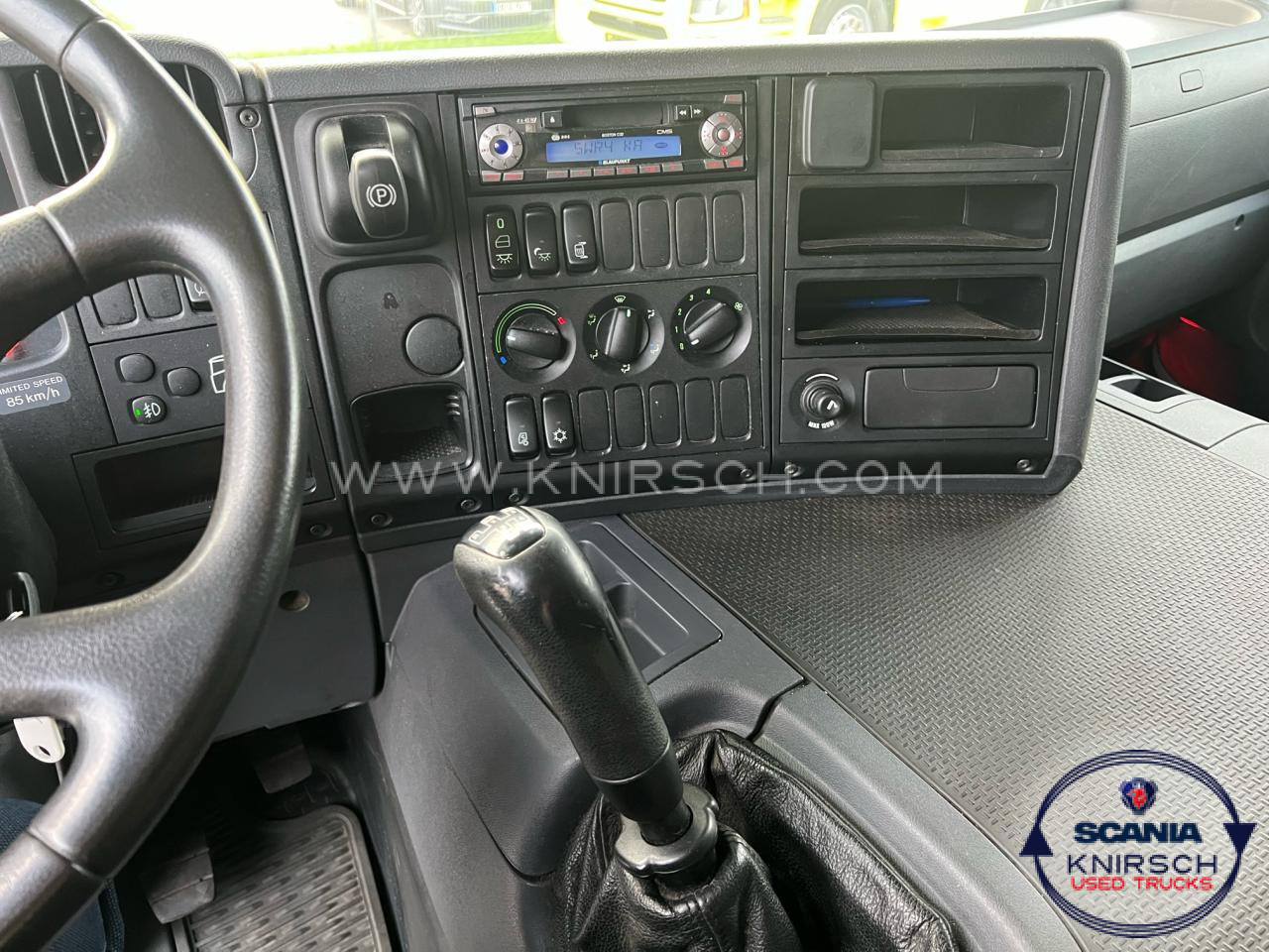 SCANIA P 270 DB4x2MNA - Kasti veoauto: pilt 2 SCANIA P 270 DB4x2MNA - Kasti veoauto: pilt 2