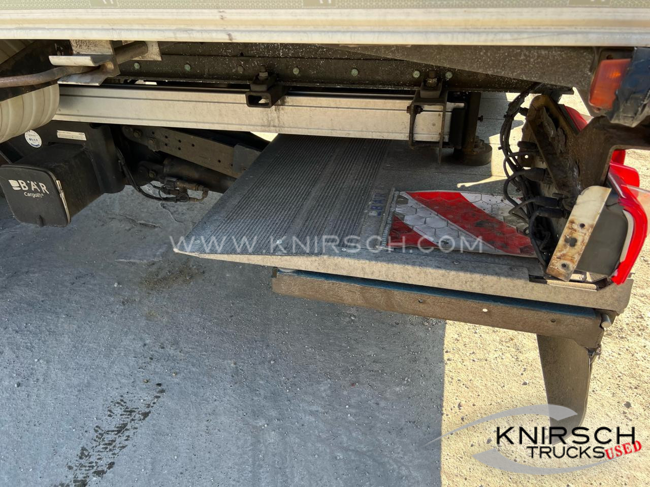 SCHMITZ SKO 24 Doppelstock, LBW 2000 kg, Liftachse - Isotermiline poolhaagis: pilt 3 SCHMITZ SKO 24 Doppelstock, LBW 2000 kg, Liftachse - Isotermiline poolhaagis: pilt 3