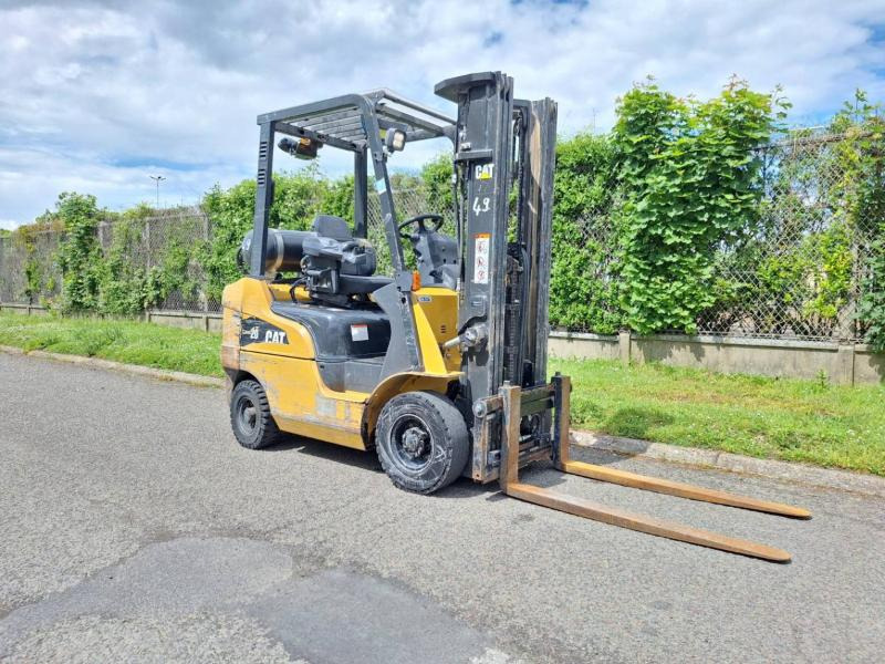 Caterpillar GP20CN - Gaasitõstuk: pilt 2 Caterpillar GP20CN - Gaasitõstuk: pilt 2
