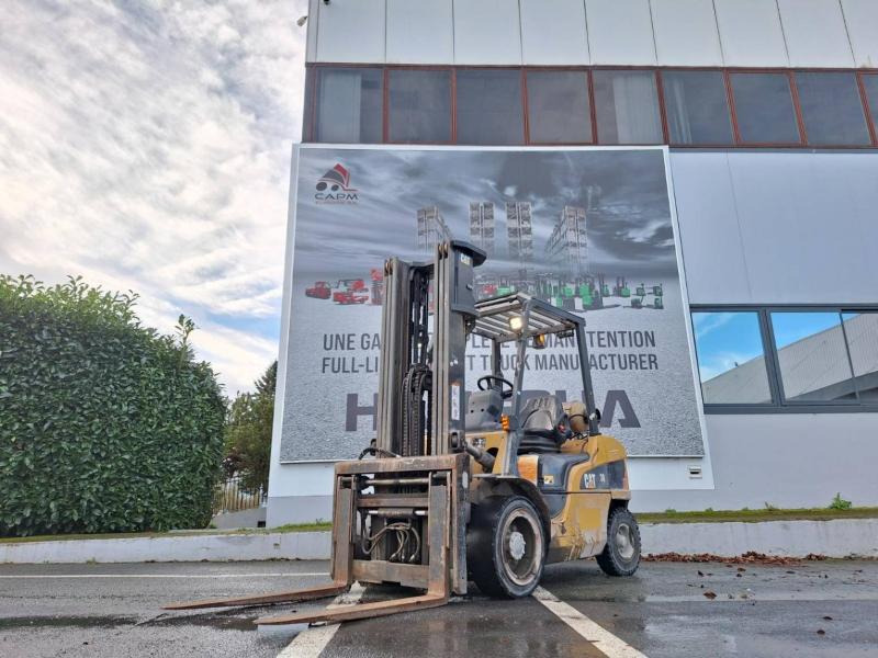 Caterpillar GP30NT - Gaasitõstuk: pilt 1 Caterpillar GP30NT - Gaasitõstuk: pilt 1