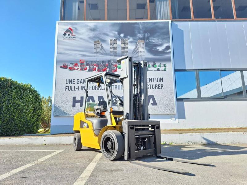 Caterpillar GP30NTD - Gaasitõstuk: pilt 2 Caterpillar GP30NTD - Gaasitõstuk: pilt 2