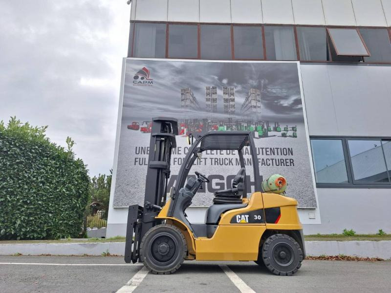 Caterpillar GP30NTD - Gaasitõstuk: pilt 3 Caterpillar GP30NTD - Gaasitõstuk: pilt 3
