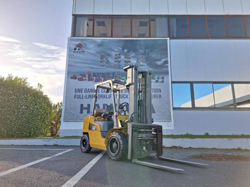 Caterpillar GP30NTD - Gaasitõstuk: pilt 2 Caterpillar GP30NTD - Gaasitõstuk: pilt 2