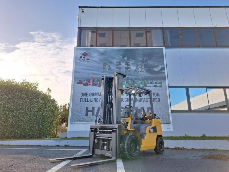 Caterpillar GP30NTD - Gaasitõstuk: pilt 1 Caterpillar GP30NTD - Gaasitõstuk: pilt 1