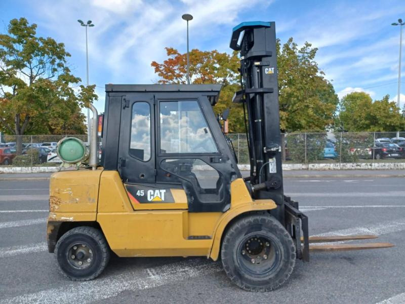 Caterpillar GP45K2 - Gaasitõstuk: pilt 3 Caterpillar GP45K2 - Gaasitõstuk: pilt 3