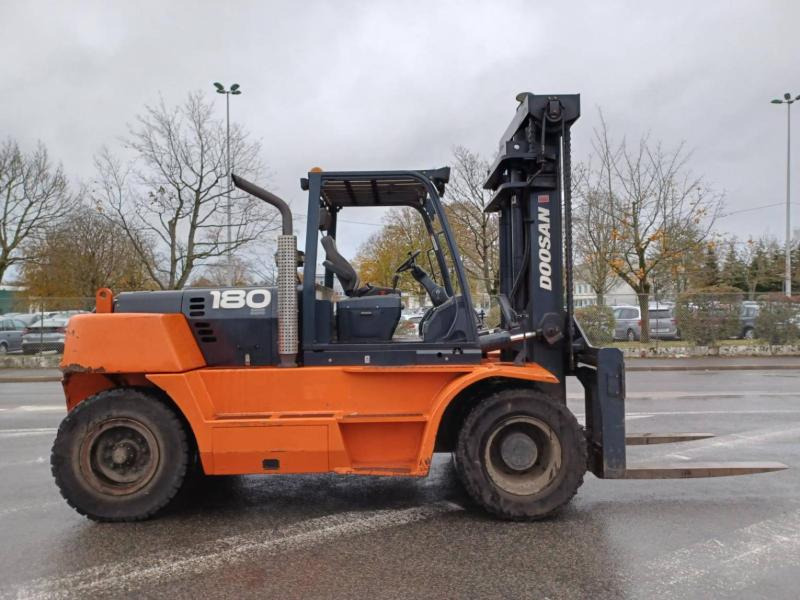 Doosan D1808-S - Diiseltõstuk: pilt 3 Doosan D1808-S - Diiseltõstuk: pilt 3