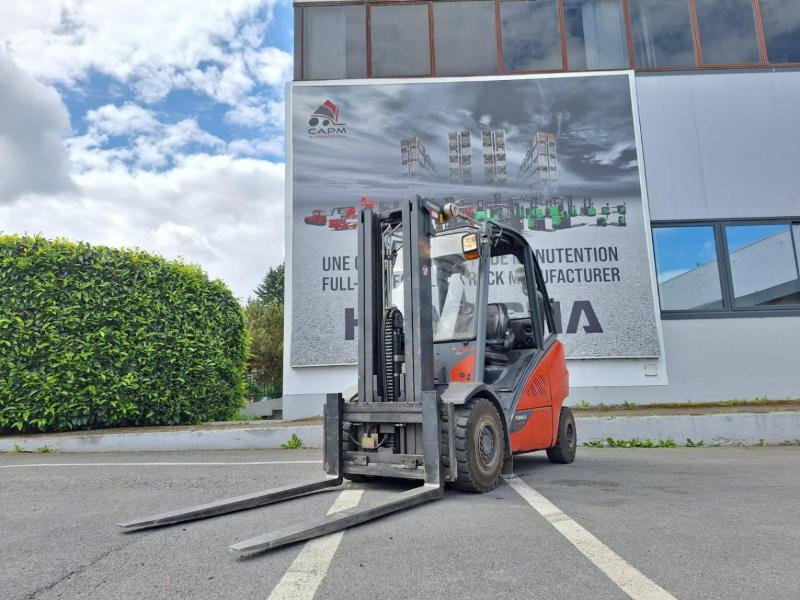 Fenwick H30 T - 02 - Gaasitõstuk: pilt 1 Fenwick H30 T - 02 - Gaasitõstuk: pilt 1