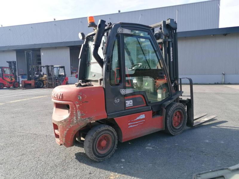 Nissan FGDO2A30Q - Diiseltõstuk: pilt 2 Nissan FGDO2A30Q - Diiseltõstuk: pilt 2