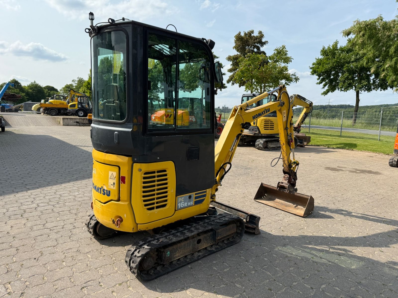 Komatsu PC 16R-3HS, Bj 17, 2210 BH, Tilt mit HS01, GL - Miniekskavaator: pilt 4 Komatsu PC 16R-3HS, Bj 17, 2210 BH, Tilt mit HS01, GL - Miniekskavaator: pilt 4