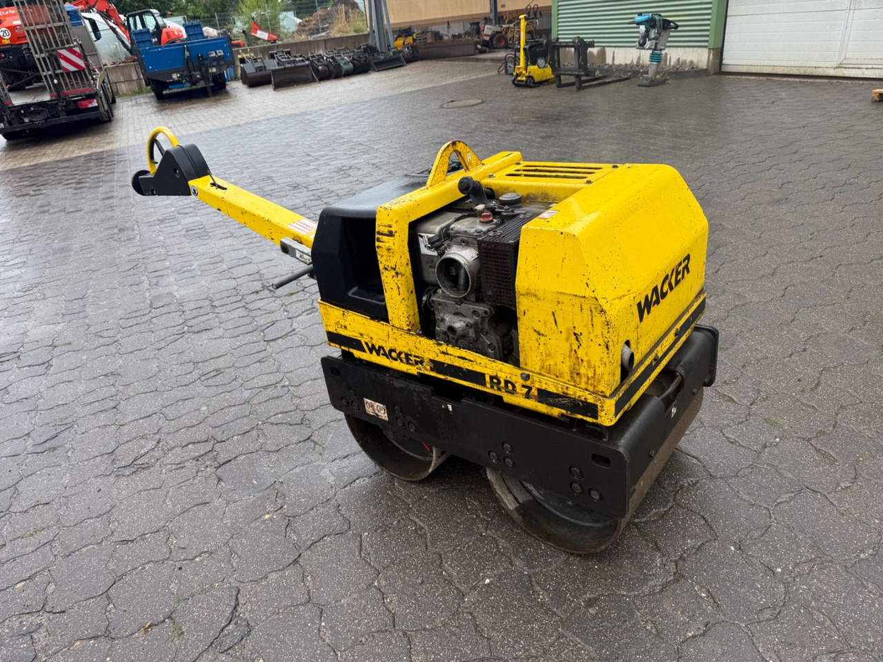 Wacker RD 7 H-S, Tandemwalze, Vibration, Wasser - Mini teerull: pilt 1 Wacker RD 7 H-S, Tandemwalze, Vibration, Wasser - Mini teerull: pilt 1
