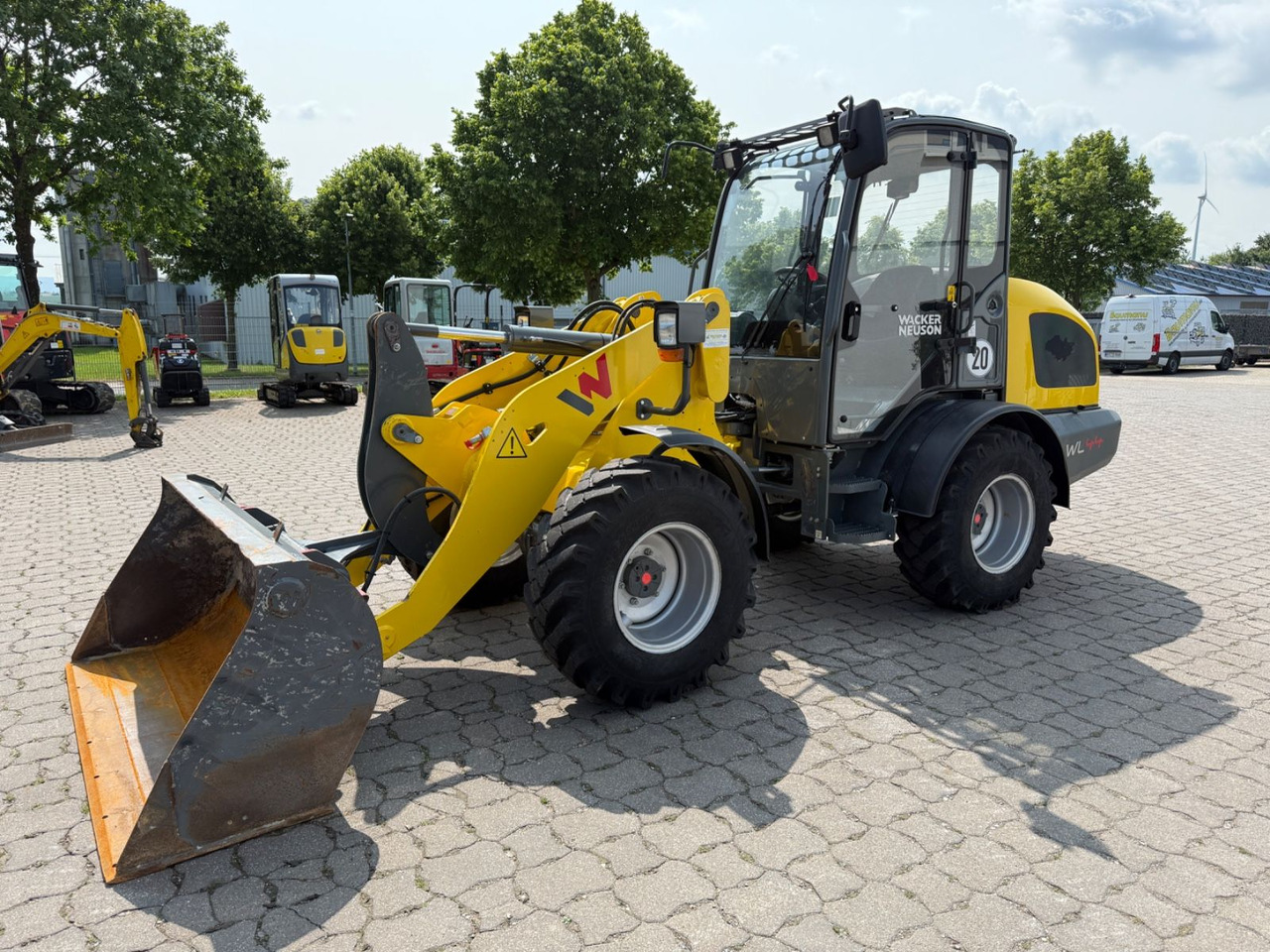 Wacker WL 44, BJ 22, 775 BH, Schaufel, Gabel, TOP - Rataslaadur: pilt 1 Wacker WL 44, BJ 22, 775 BH, Schaufel, Gabel, TOP - Rataslaadur: pilt 1