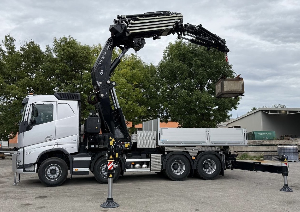 Volvo Fassi F1750 , Fassi F1450 , Hiab ,Palfinger SOFORT - Kraanaga veoauto: pilt 2 Volvo Fassi F1750 , Fassi F1450 , Hiab ,Palfinger SOFORT - Kraanaga veoauto: pilt 2