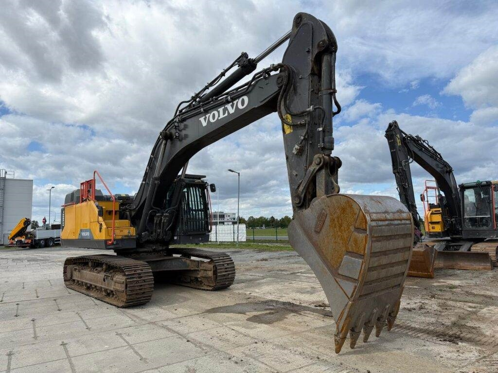 Volvo EC380ENL - Lintekskavaator: pilt 1 Volvo EC380ENL - Lintekskavaator: pilt 1