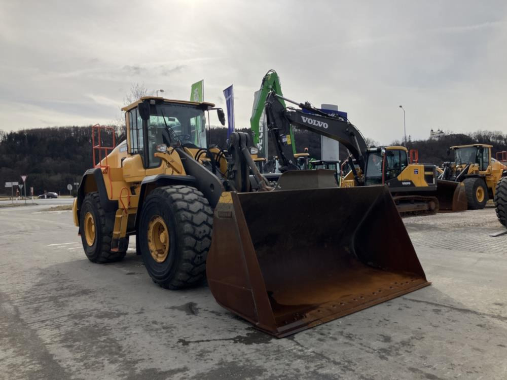 Volvo L180H - Rataslaadur: pilt 1 Volvo L180H - Rataslaadur: pilt 1
