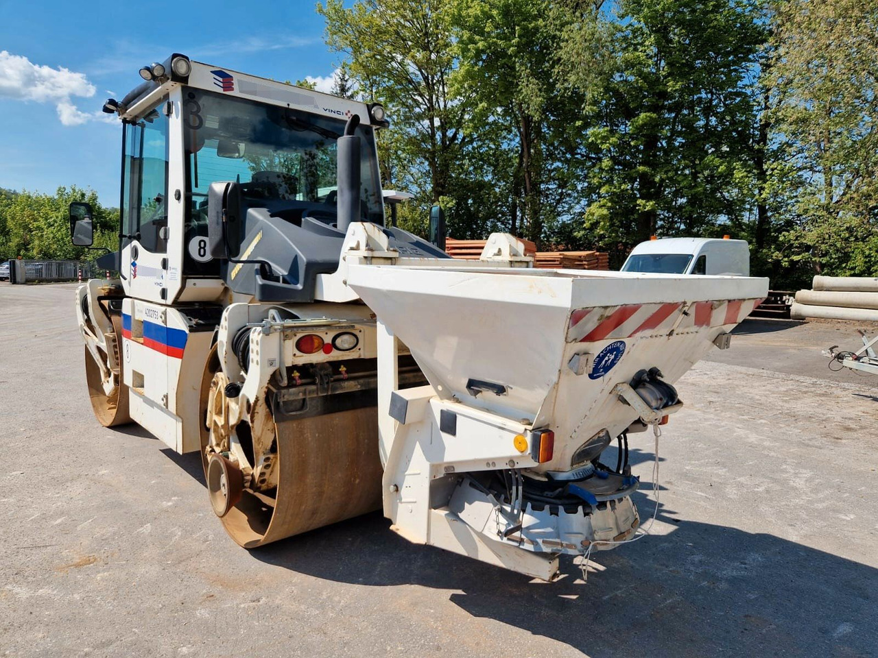 BOMAG BW 174 AP-4 AM Walze 12 Ton *Vibrator *Streuer - Teerull: pilt 1 BOMAG BW 174 AP-4 AM Walze 12 Ton *Vibrator *Streuer - Teerull: pilt 1
