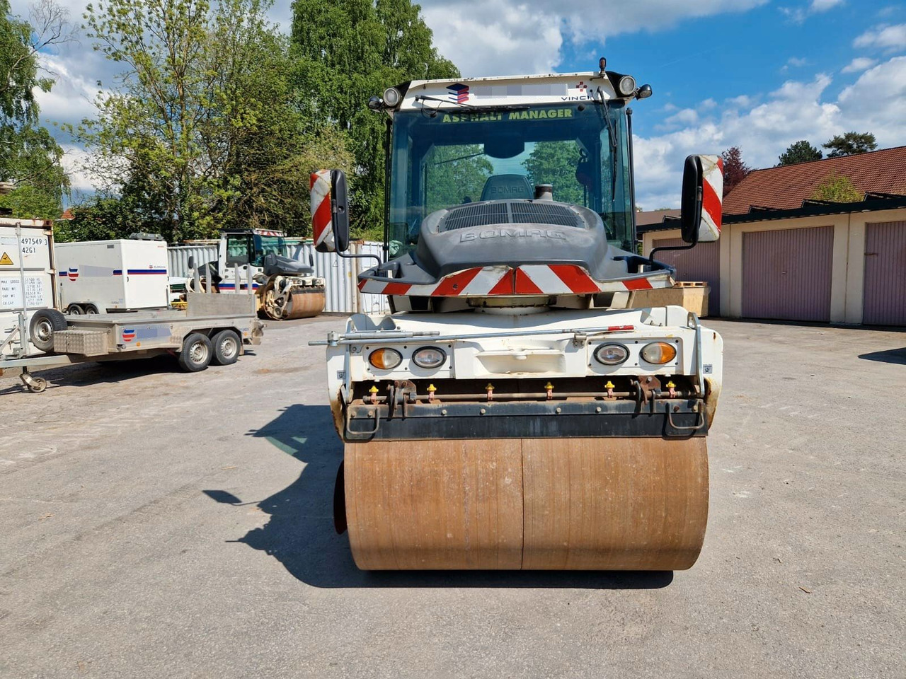 BOMAG BW 174 AP-4 AM Walze 12 Ton *Vibrator *Streuer - Teerull: pilt 5 BOMAG BW 174 AP-4 AM Walze 12 Ton *Vibrator *Streuer - Teerull: pilt 5