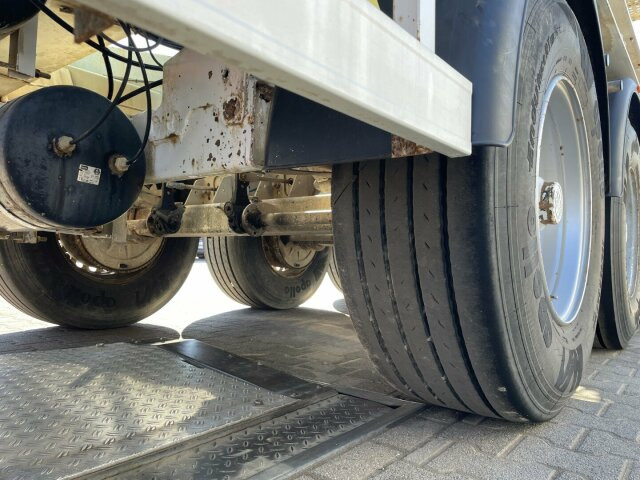 Betonmischer-Auflieger Intermix 12 m³ mit Motor - Betooniveo poolhaagis: pilt 5 Betonmischer-Auflieger Intermix 12 m³ mit Motor - Betooniveo poolhaagis: pilt 5