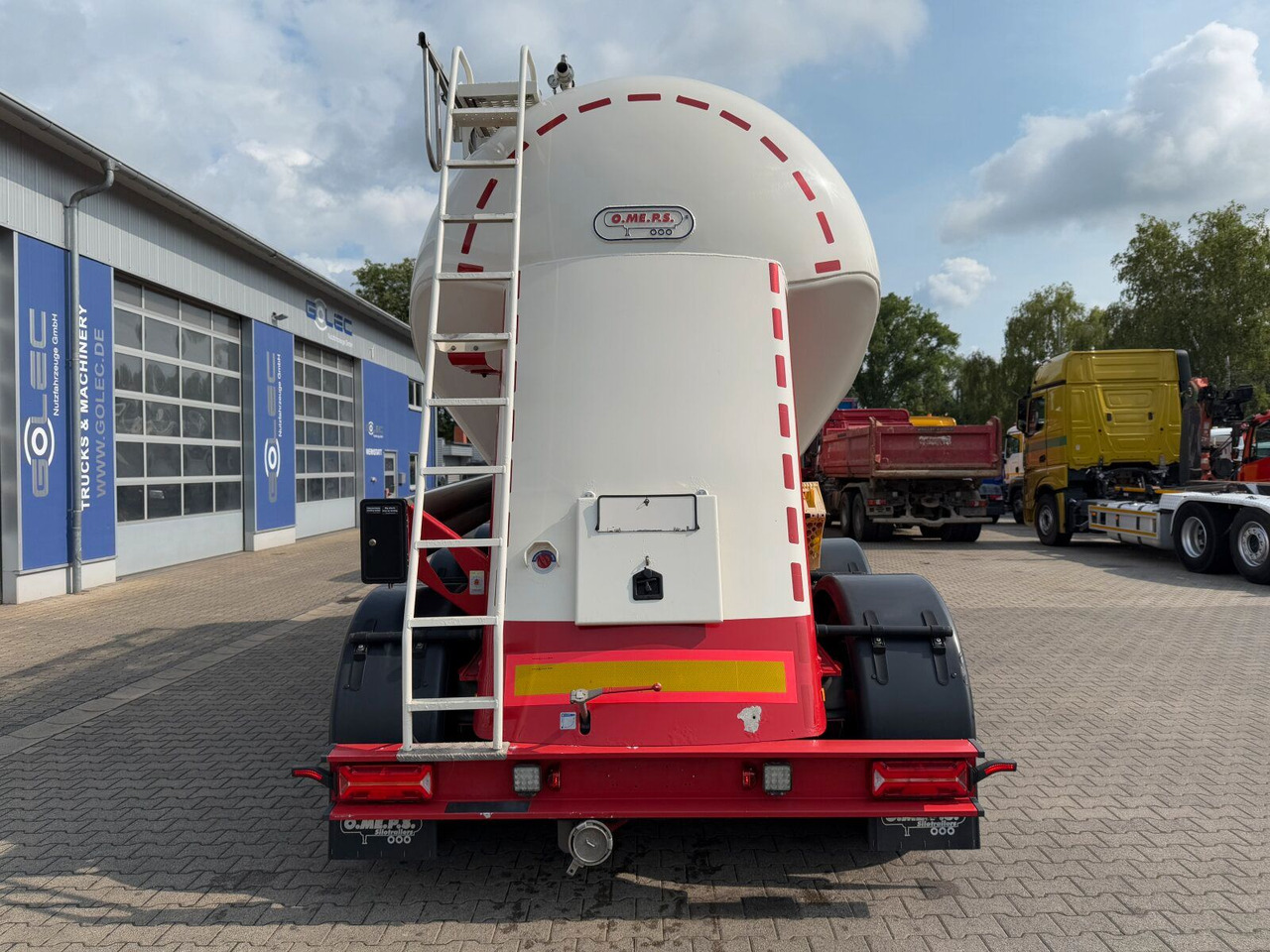 Feldbinder O.ME.P.S Silo Auflieger 27 m³ 3 Achs - Silo poolhaagis: pilt 4 Feldbinder O.ME.P.S Silo Auflieger 27 m³ 3 Achs - Silo poolhaagis: pilt 4