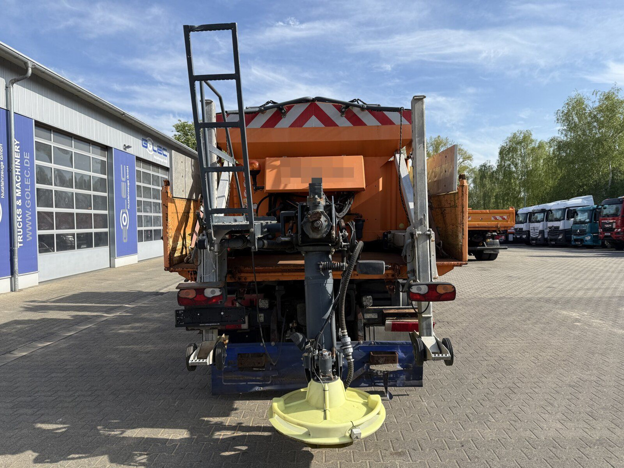 Iveco TRAKKER Kipper Kran TEREX 85.2 Salzstreuer - Kallurauto, Kraanaga veoauto: pilt 4 Iveco TRAKKER Kipper Kran TEREX 85.2 Salzstreuer - Kallurauto, Kraanaga veoauto: pilt 4