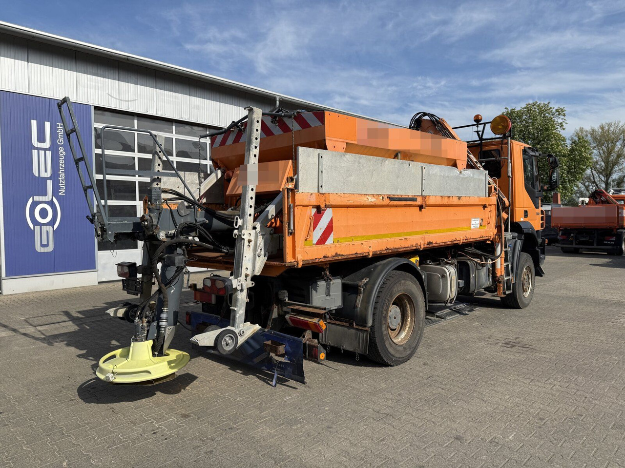 Iveco TRAKKER Kipper Kran TEREX 85.2 Salzstreuer - Kallurauto, Kraanaga veoauto: pilt 3 Iveco TRAKKER Kipper Kran TEREX 85.2 Salzstreuer - Kallurauto, Kraanaga veoauto: pilt 3