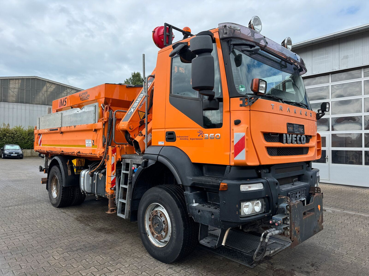 Iveco TRAKKER Kipper Kran TEREX 85.2 Winterdienst - Kraanaga veoauto: pilt 1 Iveco TRAKKER Kipper Kran TEREX 85.2 Winterdienst - Kraanaga veoauto: pilt 1