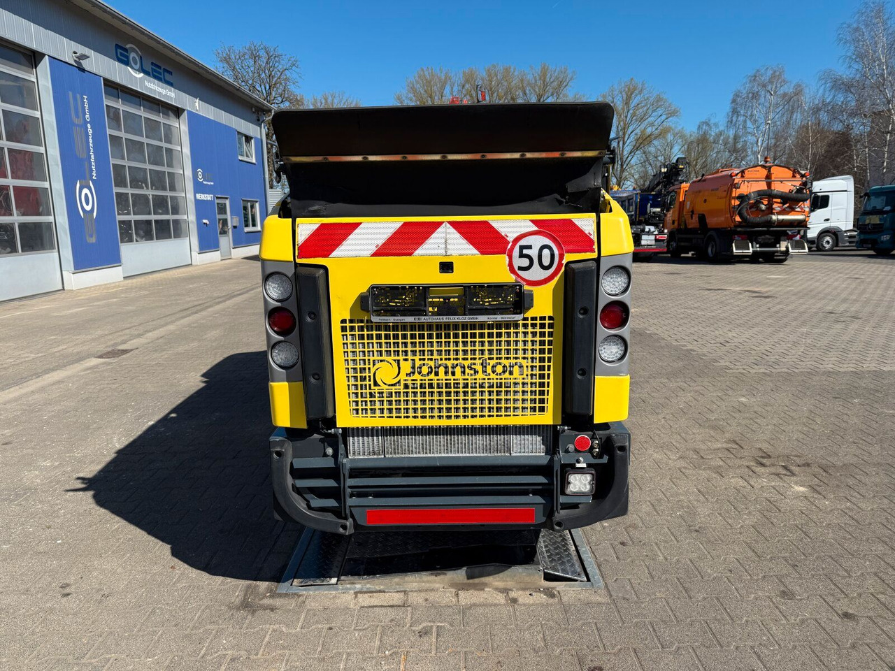 Johnston C202 Kleinkehrmaschine 2 M³ - 6.000 h - Tänavapühkimismasin: pilt 4 Johnston C202 Kleinkehrmaschine 2 M³ - 6.000 h - Tänavapühkimismasin: pilt 4
