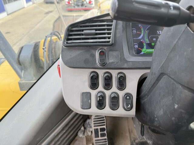 Komatsu WA 470-7 Radlader 24 Ton Schaufel 4.5 m³ *Waage - Rataslaadur: pilt 4 Komatsu WA 470-7 Radlader 24 Ton Schaufel 4.5 m³ *Waage - Rataslaadur: pilt 4