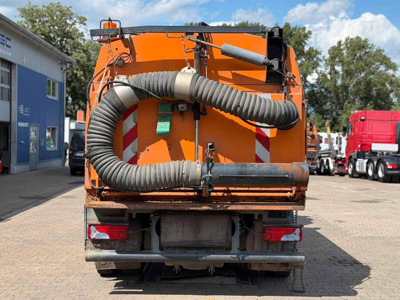 MAN 12.220 4x2 BL Kehrmaschine Viajet 5RHS - Tänavapühkimismasin: pilt 5 MAN 12.220 4x2 BL Kehrmaschine Viajet 5RHS - Tänavapühkimismasin: pilt 5