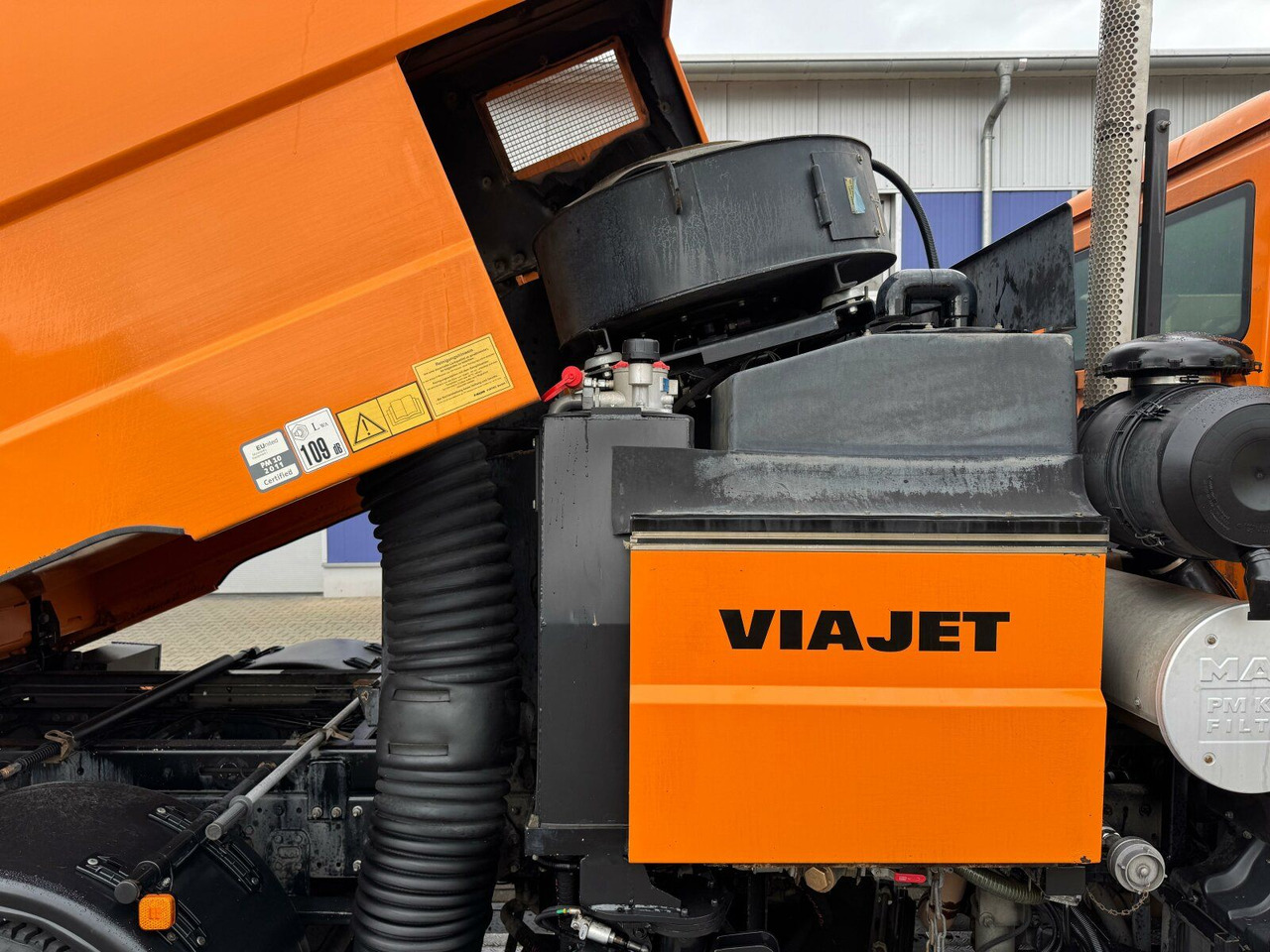 MAN 12.220 4x2 BL Kehrmaschine Viajet 5RHS liising MAN 12.220 4x2 BL Kehrmaschine Viajet 5RHS: pilt 9