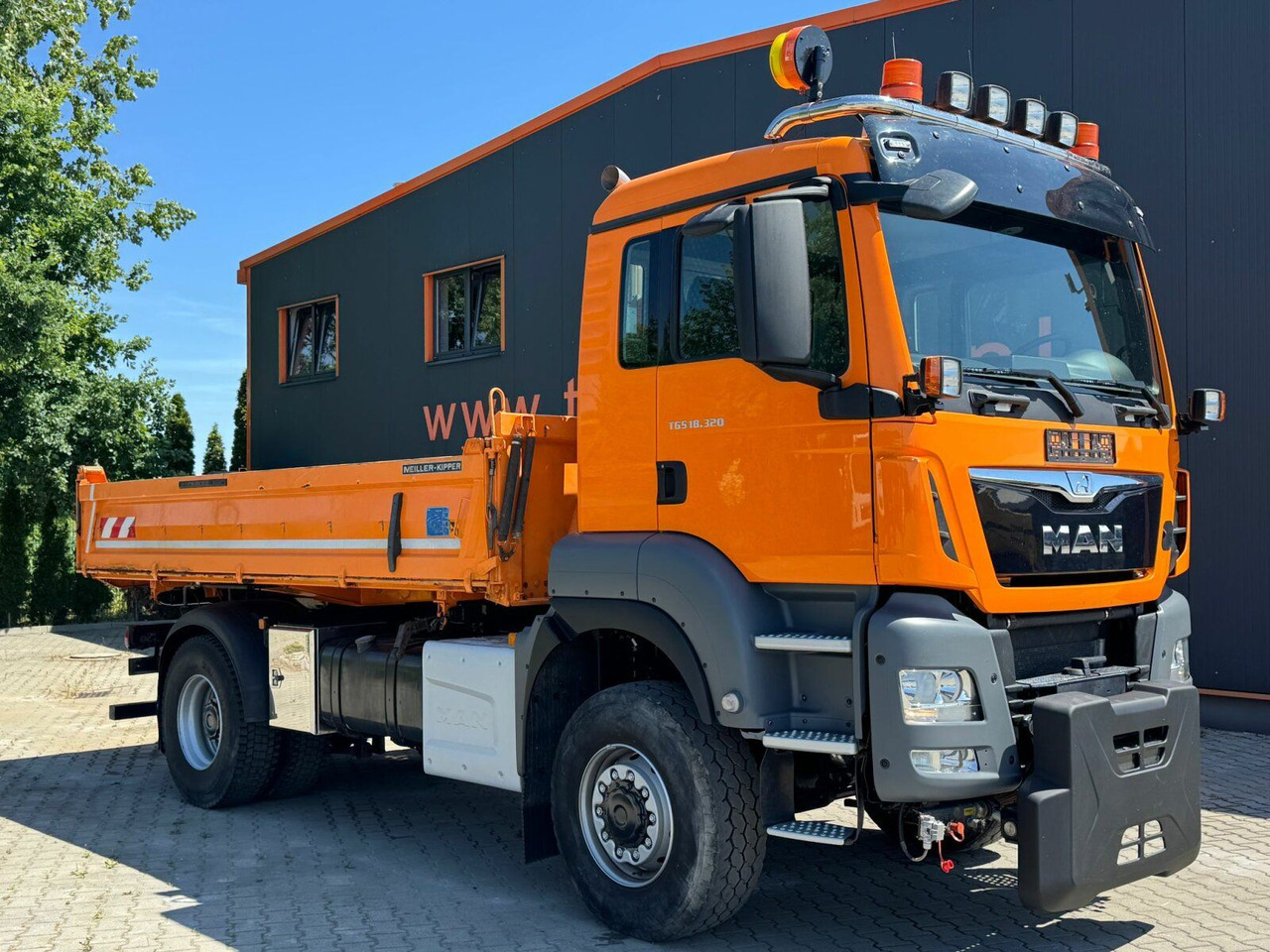 MAN TGS 18.320 4x4 BL Euro 6 Kipper + Winterdienst - Kallurauto: pilt 1 MAN TGS 18.320 4x4 BL Euro 6 Kipper + Winterdienst - Kallurauto: pilt 1