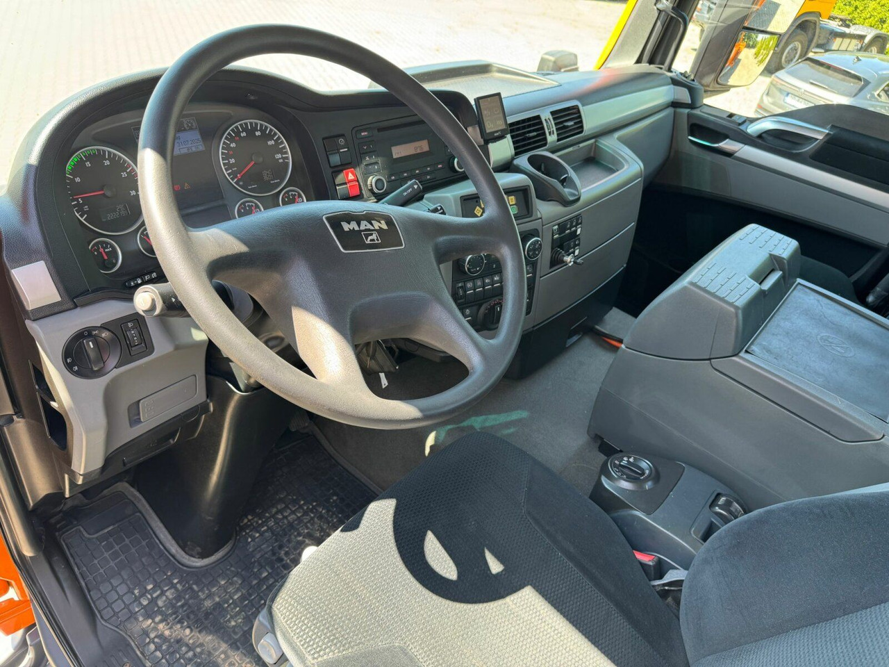 MAN TGS 18.320 4x4 BL Euro 6 Kipper + Winterdienst liising MAN TGS 18.320 4x4 BL Euro 6 Kipper + Winterdienst: pilt 10