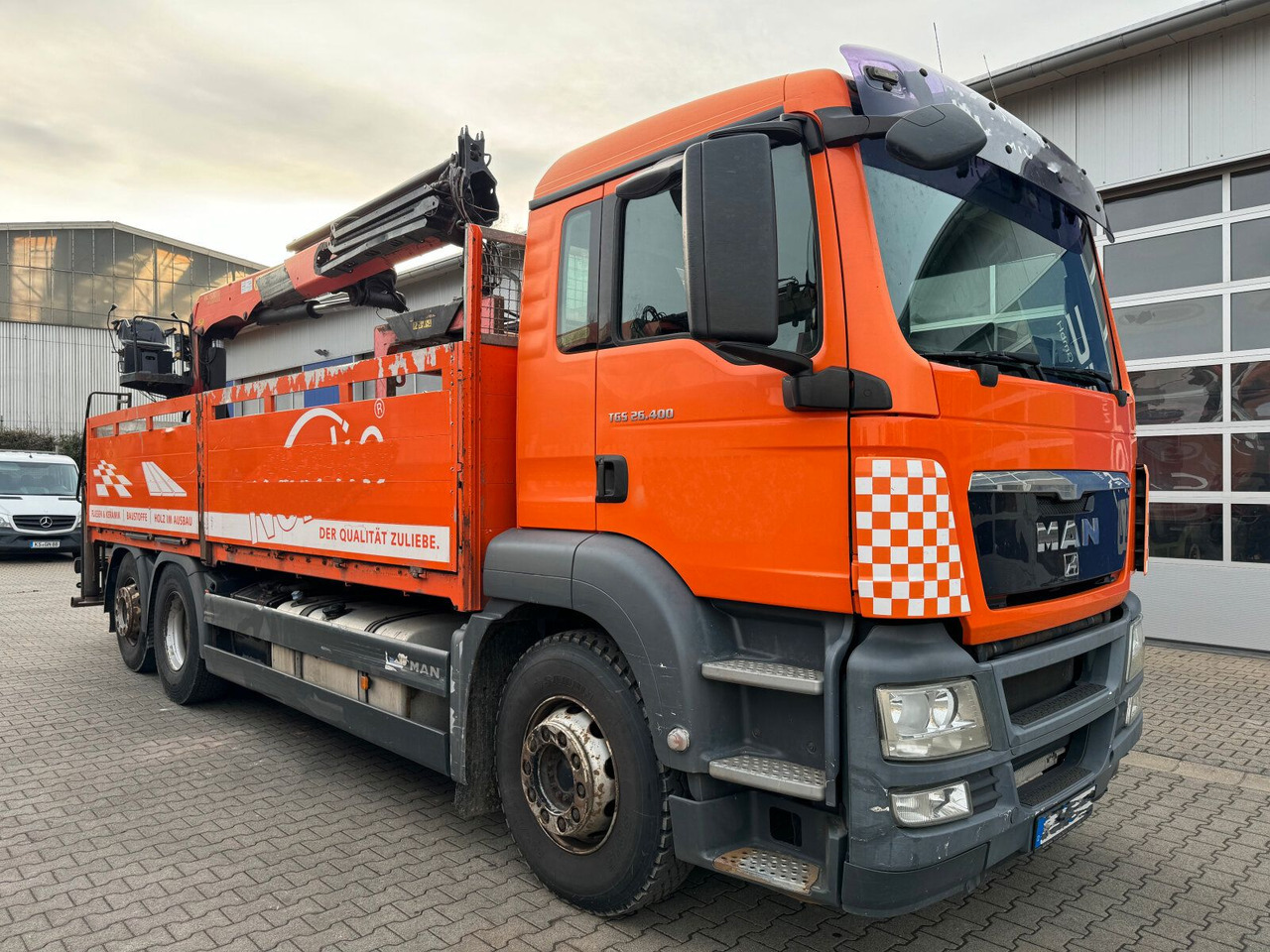 MAN TGS 26.400 6x2 Pritsche Kran Palfinger PK 18001L - Kraanaga veoauto: pilt 1 MAN TGS 26.400 6x2 Pritsche Kran Palfinger PK 18001L - Kraanaga veoauto: pilt 1