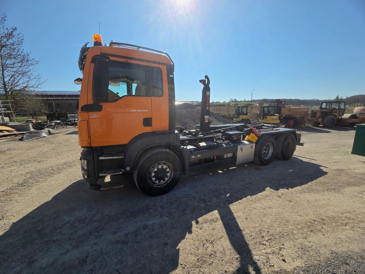 MAN TGS 26.500 6x6H Abrollkipper HIAB - Konkstõstukiga veoauto, Kraanaga veoauto: pilt 1 MAN TGS 26.500 6x6H Abrollkipper HIAB - Konkstõstukiga veoauto, Kraanaga veoauto: pilt 1