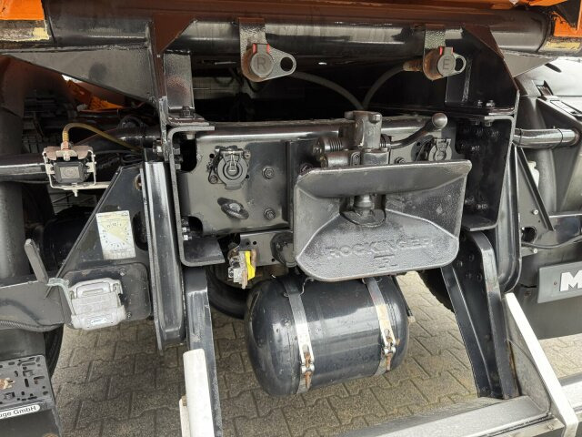 MAN TGS 28.400 6x4-4 Kipper Kran Palfinger PK9002 - Kallurauto, Kraanaga veoauto: pilt 3 MAN TGS 28.400 6x4-4 Kipper Kran Palfinger PK9002 - Kallurauto, Kraanaga veoauto: pilt 3