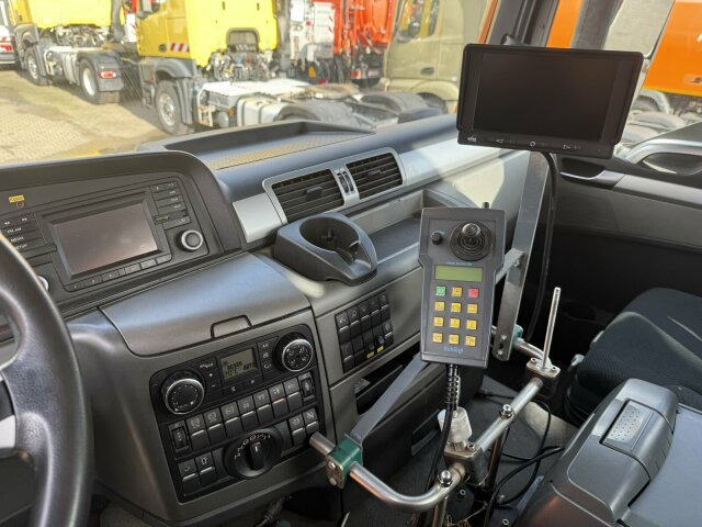 MAN TGS 28.400 6x4-4 Kipper Kran Palfinger PK9002 - Kallurauto, Kraanaga veoauto: pilt 4 MAN TGS 28.400 6x4-4 Kipper Kran Palfinger PK9002 - Kallurauto, Kraanaga veoauto: pilt 4
