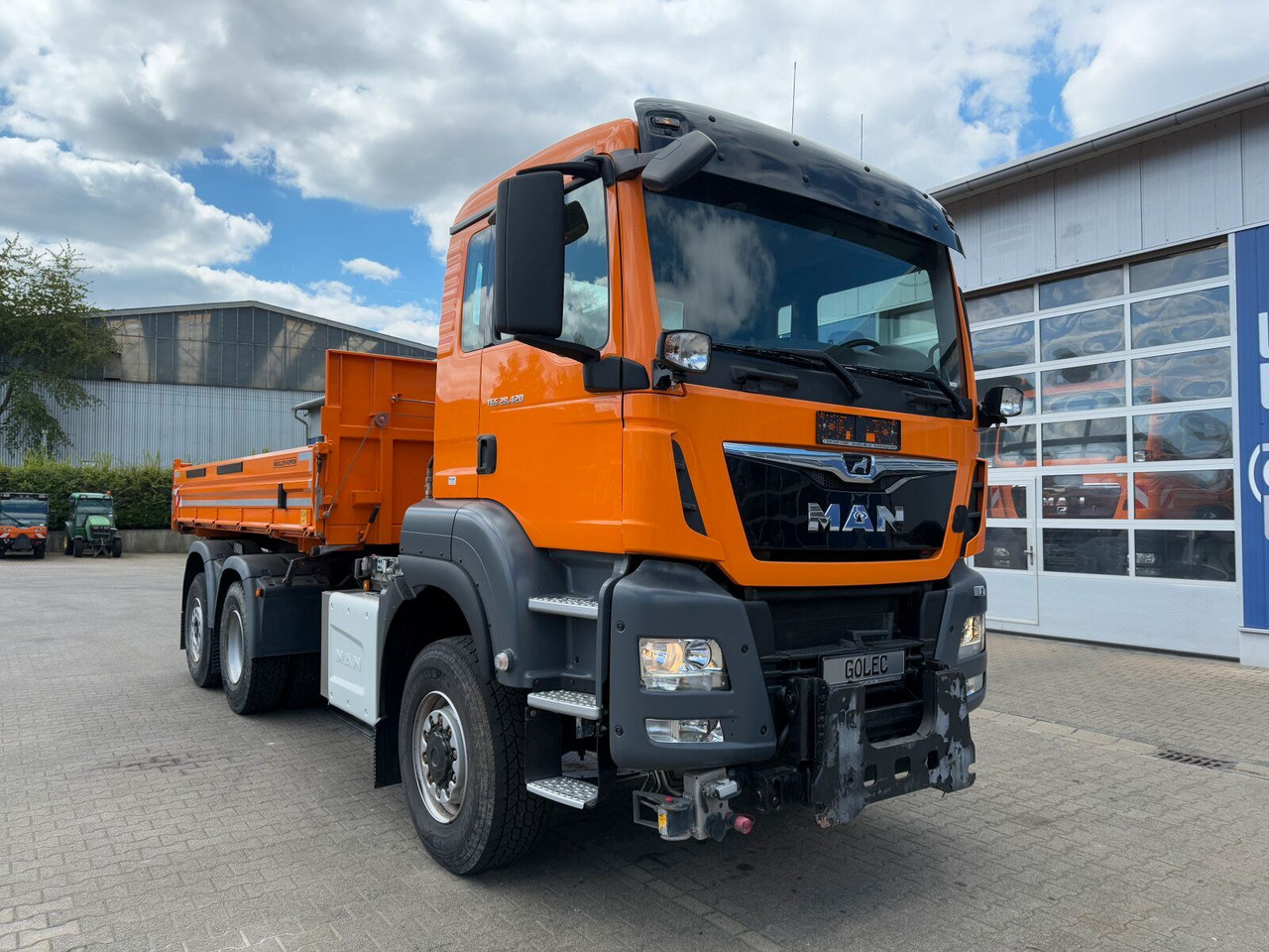 MAN TGS 28.420 6x4-4 Meiller Kipper Winterdienst - Kallurauto: pilt 1 MAN TGS 28.420 6x4-4 Meiller Kipper Winterdienst - Kallurauto: pilt 1