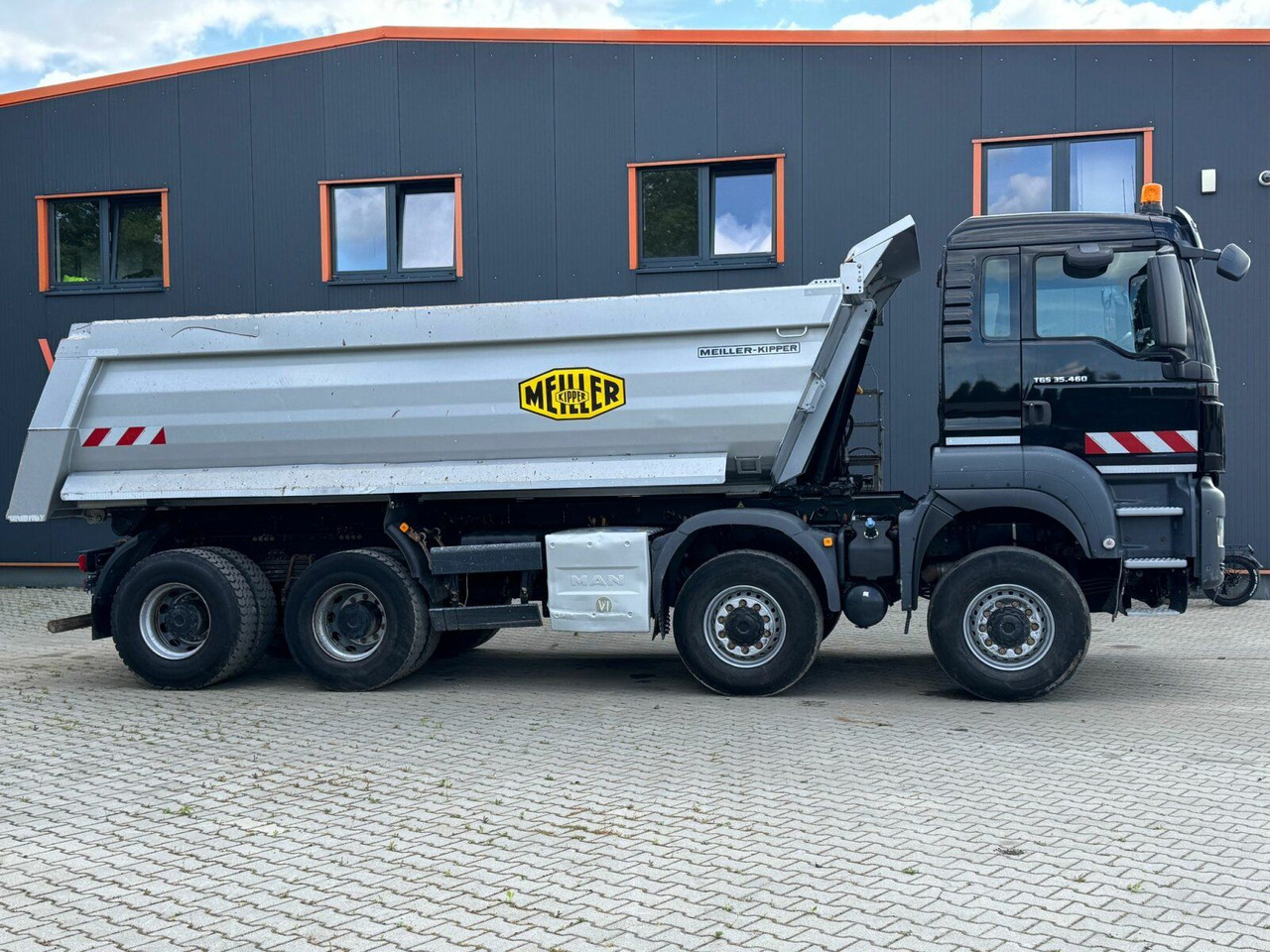 MAN TGS 35.460 8x6 BB Muldenkipper Meiller - Kallurauto: pilt 4 MAN TGS 35.460 8x6 BB Muldenkipper Meiller - Kallurauto: pilt 4