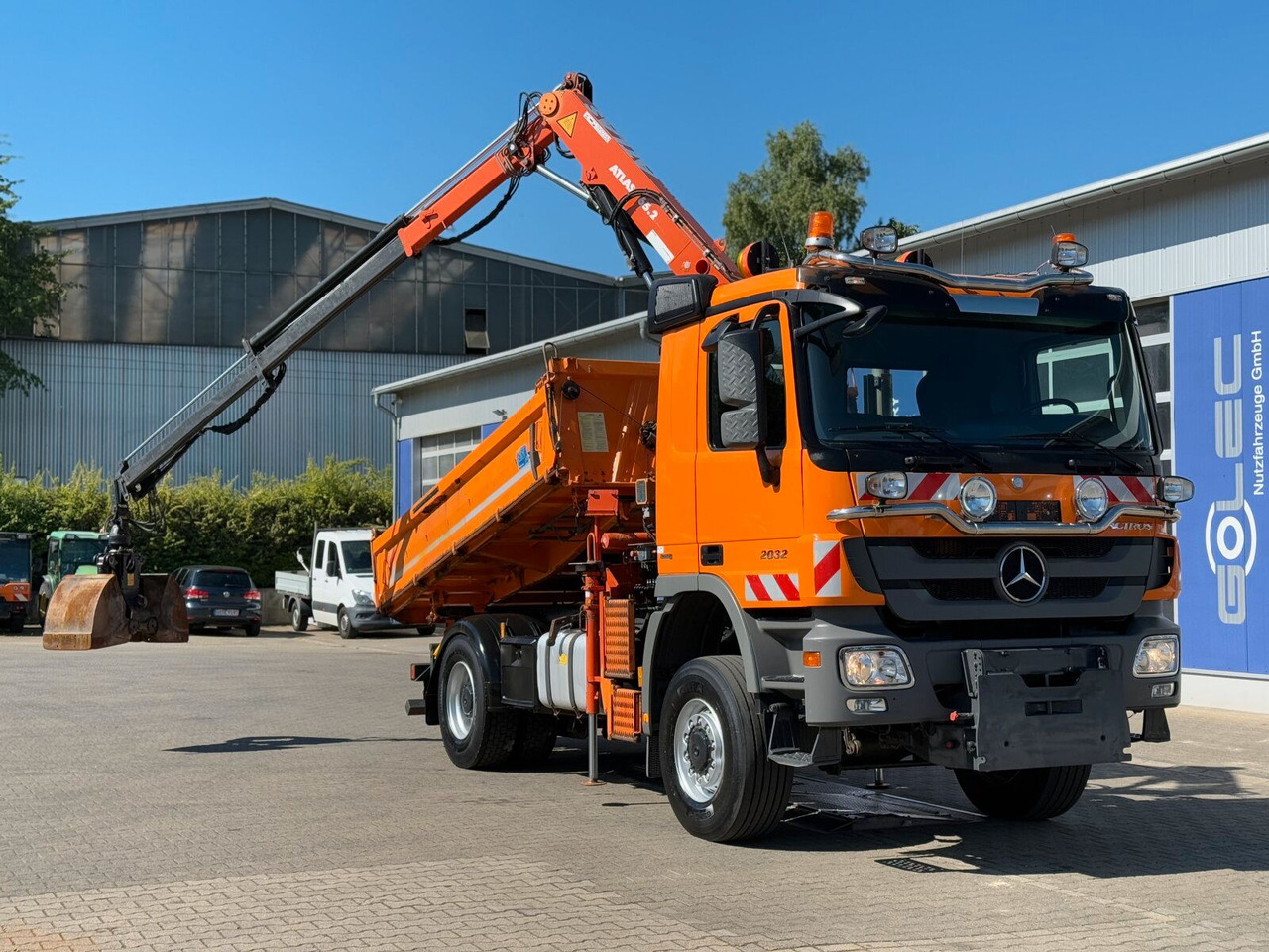 Mercedes-Benz ACTROS 2044 4x4 Kipper Kran ATLAS 65.2 A2L - Kraanaga veoauto: pilt 2 Mercedes-Benz ACTROS 2044 4x4 Kipper Kran ATLAS 65.2 A2L - Kraanaga veoauto: pilt 2