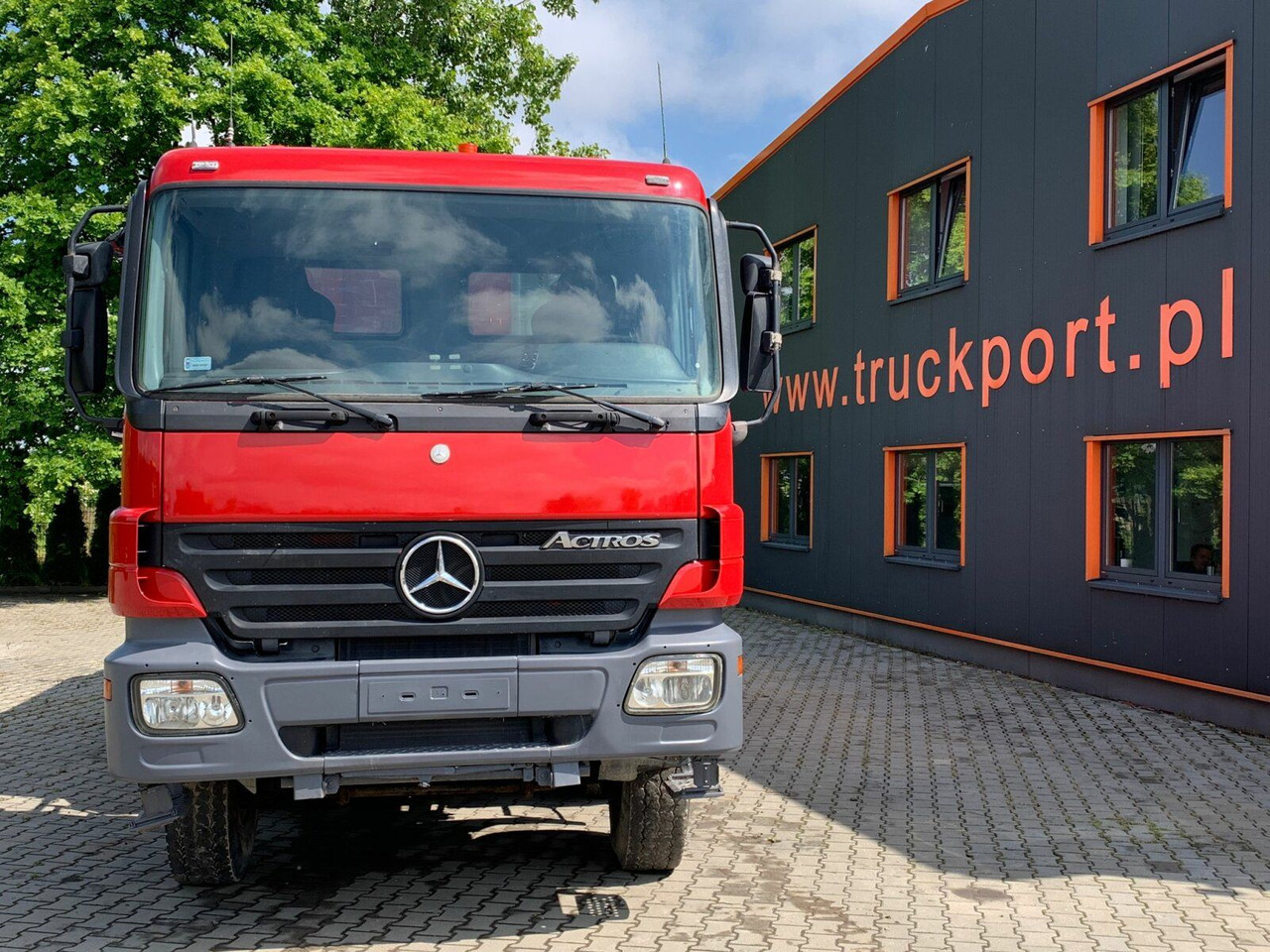Mercedes-Benz ACTROS 4141 EURO4 8x8 Muldenkipper - Kallurauto: pilt 3 Mercedes-Benz ACTROS 4141 EURO4 8x8 Muldenkipper - Kallurauto: pilt 3