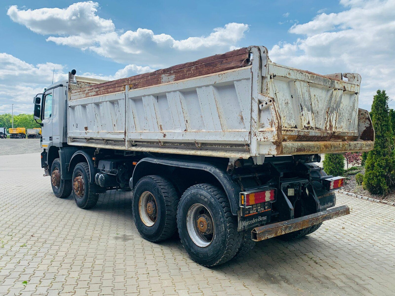 Mercedes-Benz ACTROS 4144 8x8 EURO4 DSK Meiller - Kallurauto: pilt 4 Mercedes-Benz ACTROS 4144 8x8 EURO4 DSK Meiller - Kallurauto: pilt 4